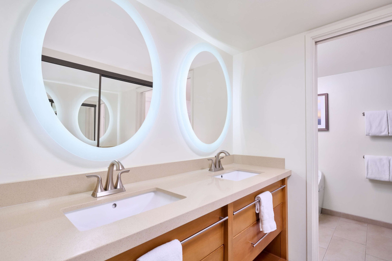 Bathroom 5, Aston Waikiki Beach Tower, Honolulu