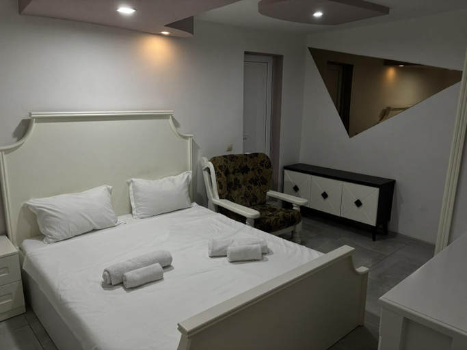 Bedroom 2, Kai Hotel Bar, Tbilisi