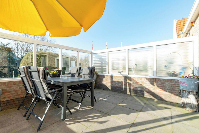 Balcony 3, Holiday Home Groote Keeten Near Beach, Zijpe