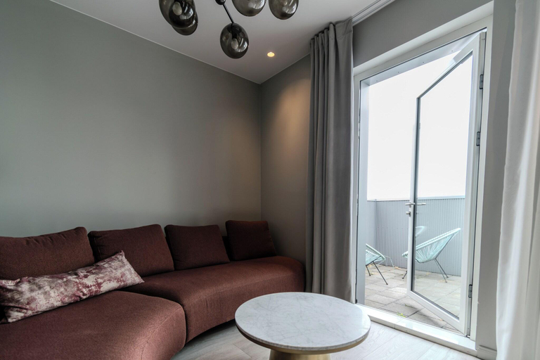 Others 3, Midtown Hotel, Reykjavík