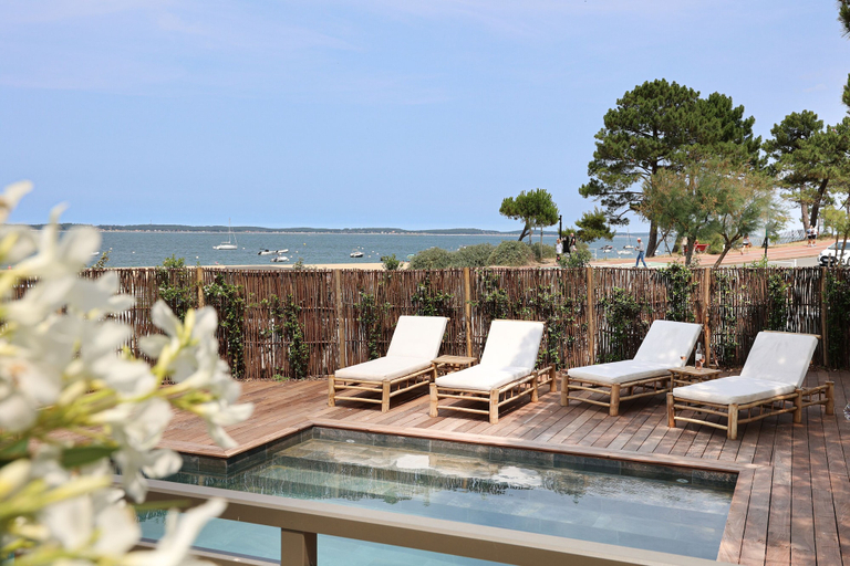 Others 5, Résidence Les Suites Pereire, Gironde