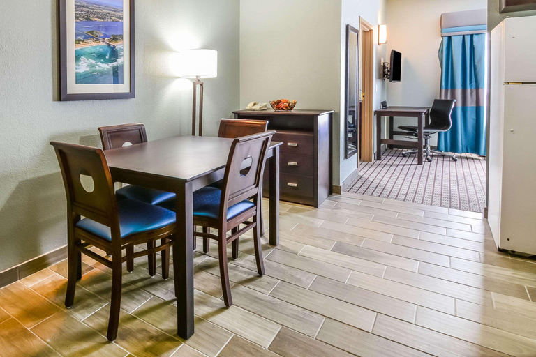 Bedroom 3, Comfort Suites Tampa - Brandon, Hillsborough