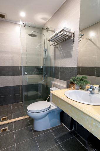 Bathroom 4