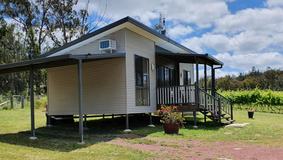 Others 4, Just Red Wines Cabins, Stanthorpe