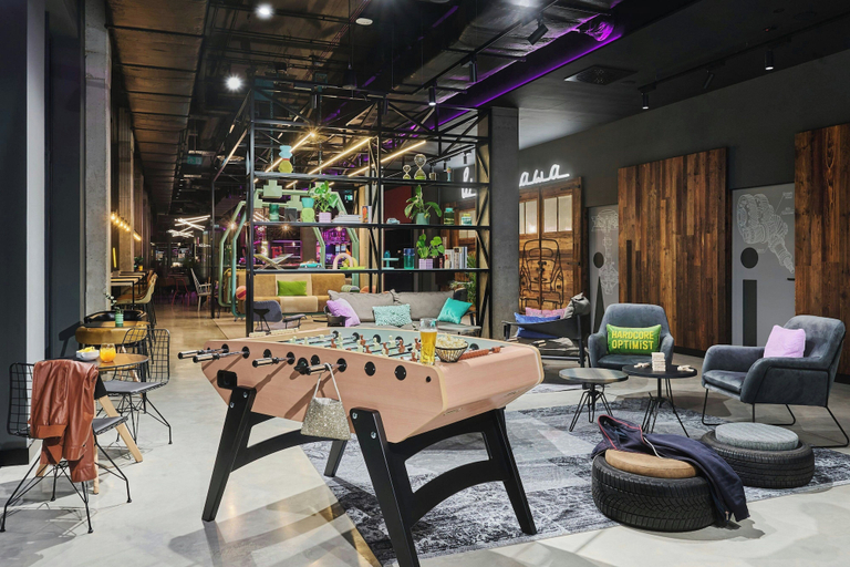 Food & Drinks 4, Moxy Warsaw City, Warsaw