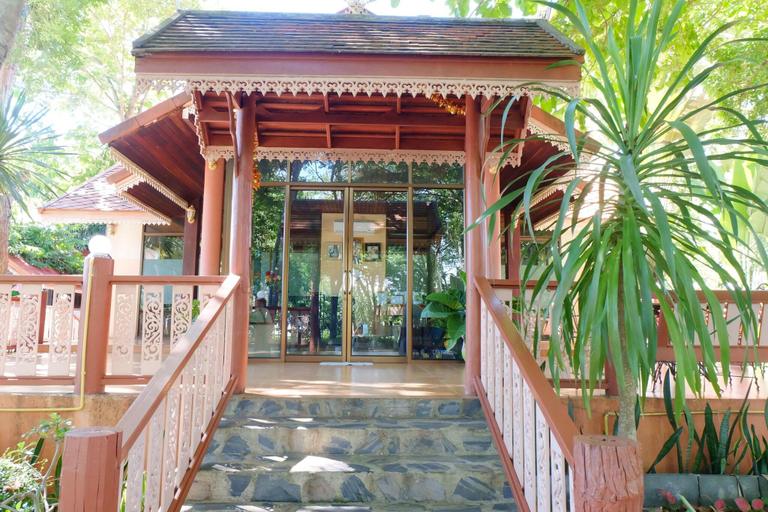 Public Area 3, Baanpufa Resort, Sai Yok