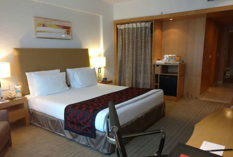 Bedroom 3, Radisson Pune Kharadi, Pune