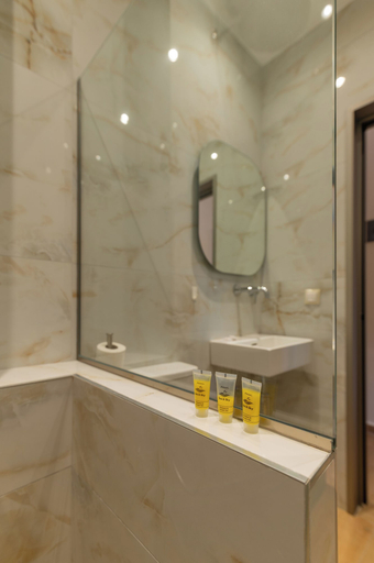 Bathroom 5, Hotel Kaikis, Thessaly