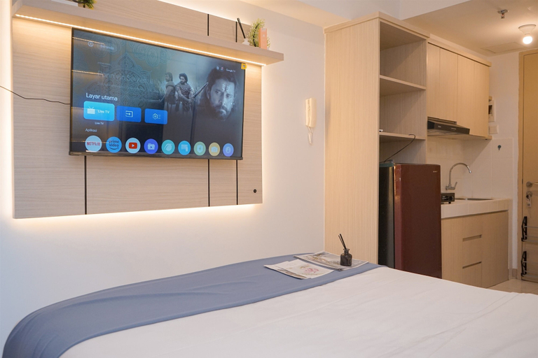 Bedroom, Cozy and Good Place Studio Apartment Tokyo Riverside PIK 2, Tangerang