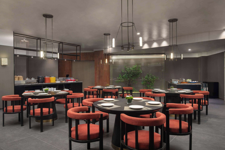 Food & Drinks 3, Ramada By Wyndham Zhuhai Xiangzhou, Zhuhai