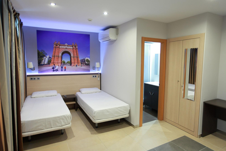 Others 5, Hostal Las Flores Ramblas, Barcelona