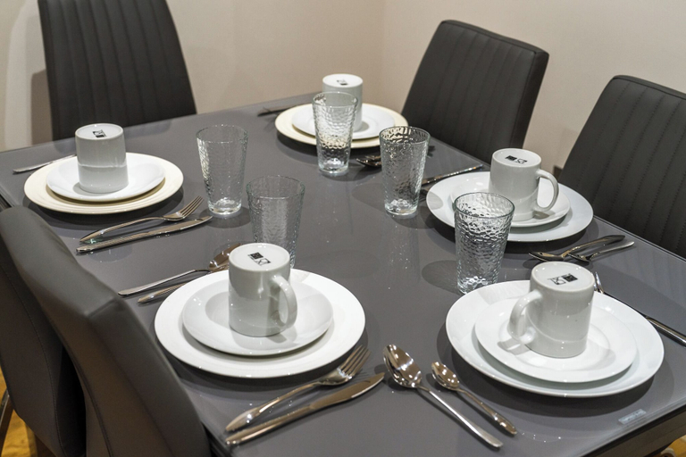 Others 4, The Shepherd Residences, London