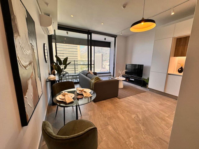 Room 4, Luxury City Apartment at the Rubik, City of Cape Town