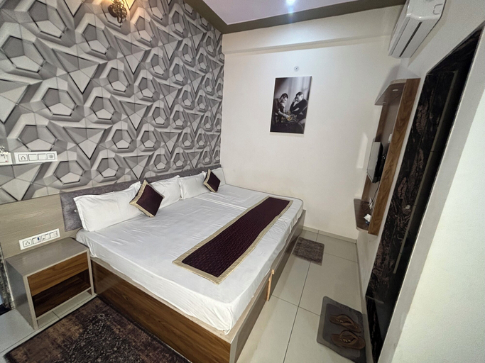 Bedroom 6