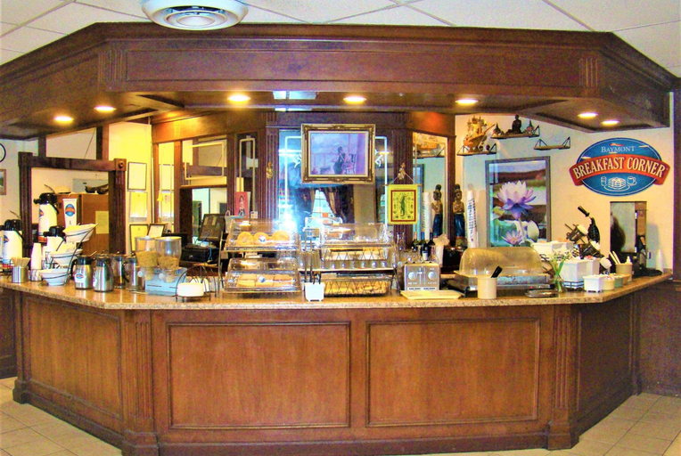 Food & Drinks 4, Baymont By Wyndham Front Royal - Shenandoah N Park, Warren