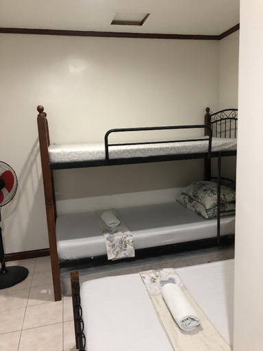 Bathroom 3, 2BR apartment near Convention Center#3, Iloilo City