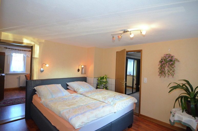 Bedroom 4, Forest Escape With Garden, Ilm-Kreis