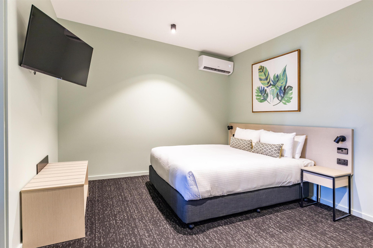 Bedroom 12