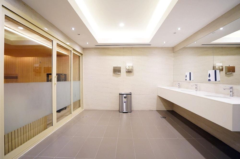 Bathroom 5, Hera Holiday Home, Dubai