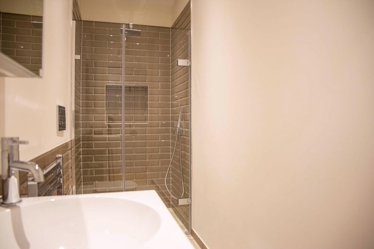 Bathroom 4, Coleherne Road Residence VIII, London