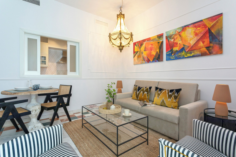 Others 5, Genteel Home Francos VIII, Sevilla