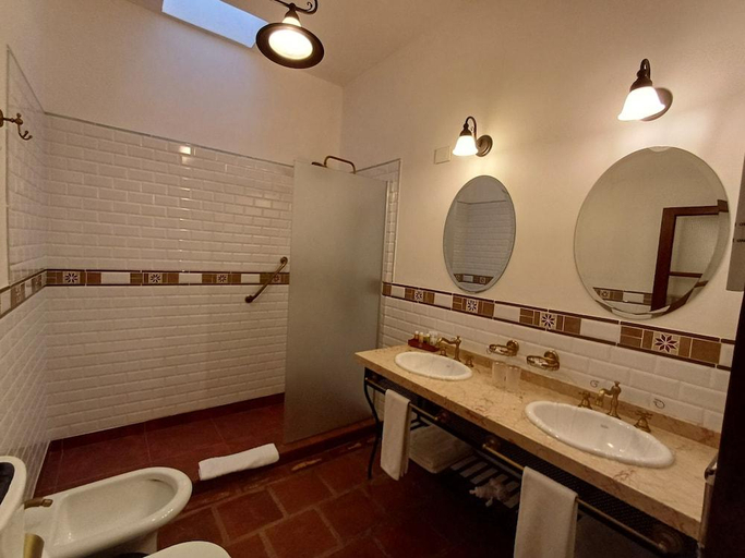 Bathroom 4, Iraola Hotel Boutique, Cafayate
