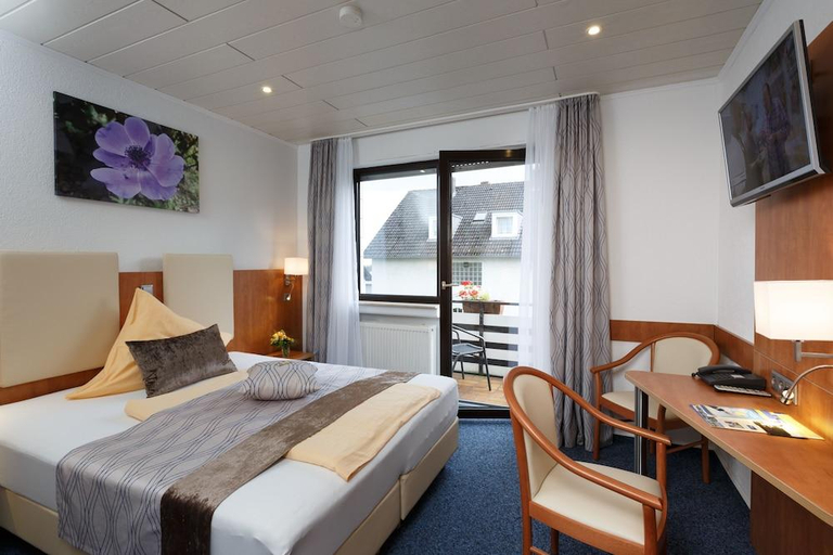 Bedroom 2, Hotel Am Sonnenhang, Kassel