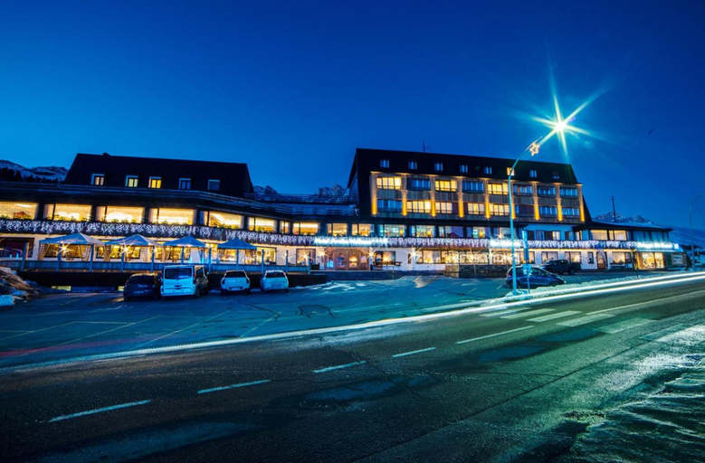Exterior & Views 1, Hotel Arnika Wellness, Trento