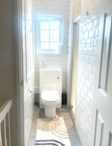Bathroom 2, Luxury London House With 5 Bedrooms, London