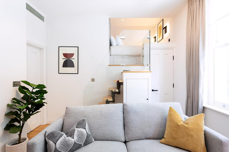 Others 5, Coleherne Road Residence VI, London