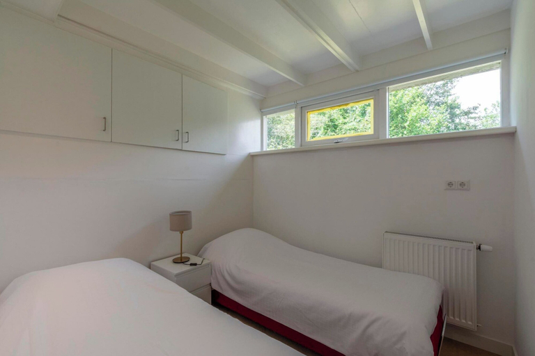 Bedroom 2, Bungalow Near Sint Maartenszee Beach, Zijpe