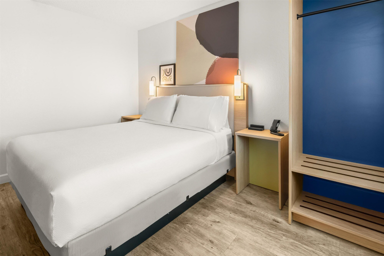 Bedroom 3, Spark by Hilton Eden Prairie, Hennepin