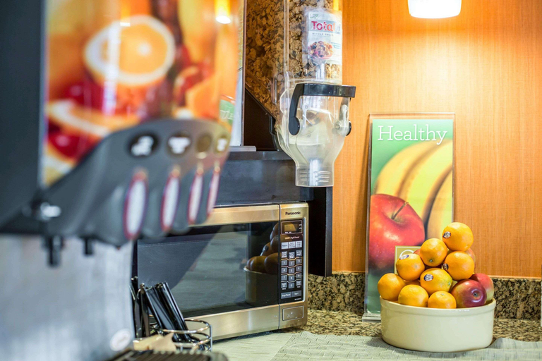 Food & Drinks 5, Quality Inn Colchester - Burlington, Chittenden