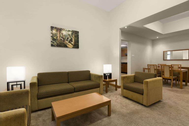Bedroom 4, Ramada Hotel & Suites by Wyndham Ajman, Ajman