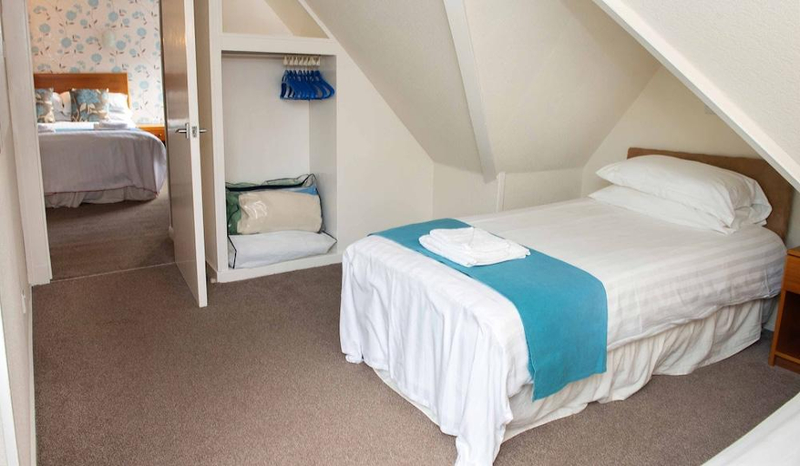 Bedroom 3, Craigvrack Hotel, Perthshire and Kinross