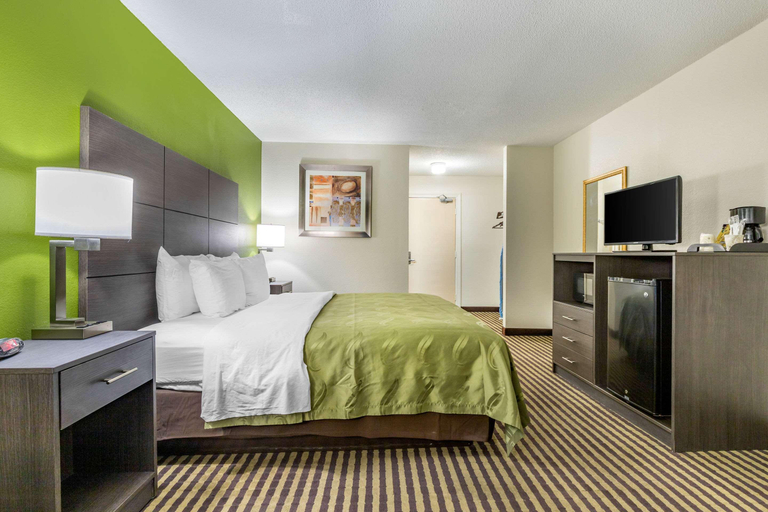 Bedroom 4, Quality Inn Columbia Airport, Lexington
