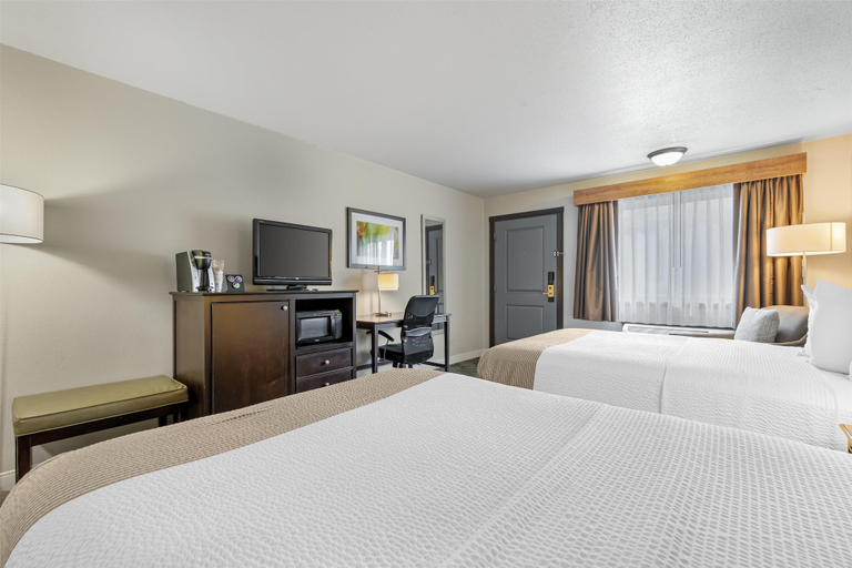 Bedroom 3, Best Western Black Hills Lodge, Lawrence
