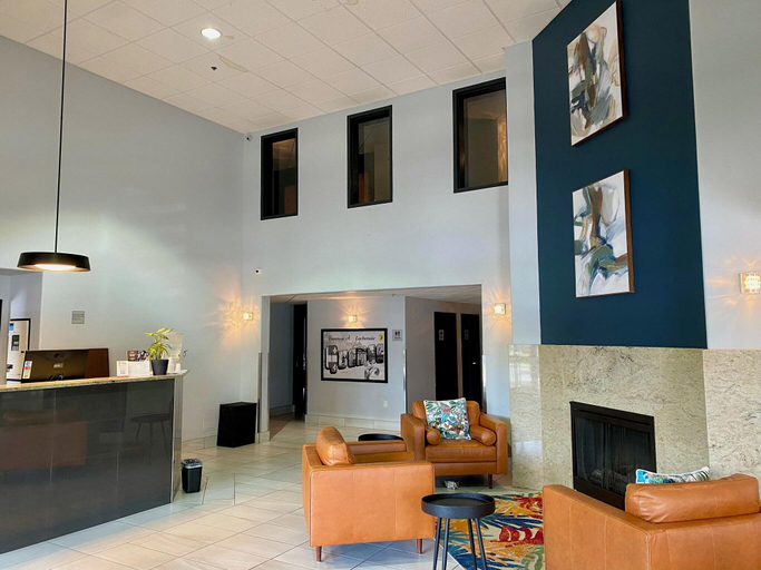 Public Area 2, Super 8 by Wyndham Lachenaie/Terrebonne, Les Moulins