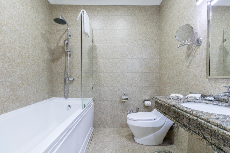 Bathroom 4, Qushbegi Plaza Hotel, Tashkent City