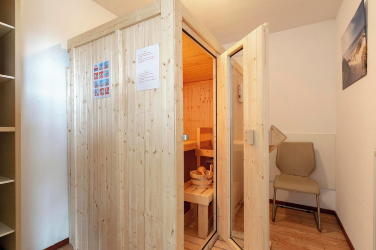 Spa treatment 2, Apartment Groote Keeten Near Beach & Sauna, Zijpe