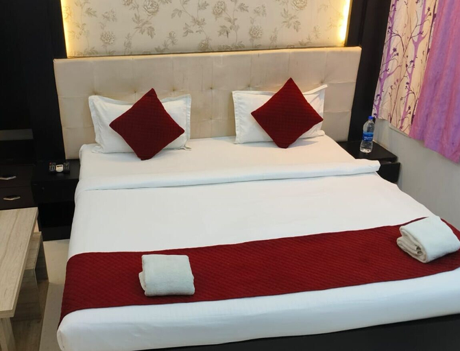 Bedroom 2, Hotel Shanti niketan by Nexottel, Deoghar