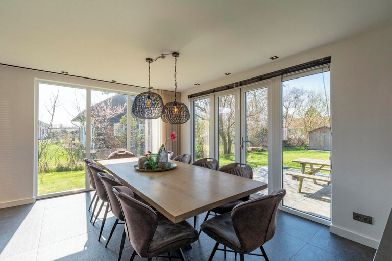Dining 2, Villa Near Dutch Dunes With Sun-facing Garden, Den Helder