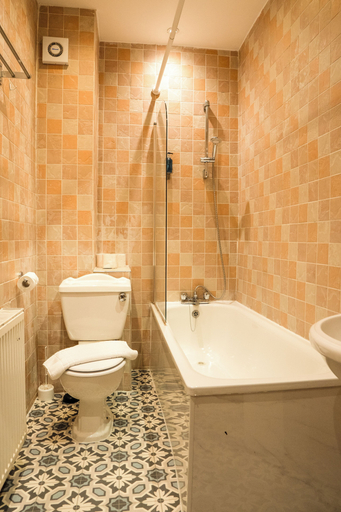 Bathroom 4, Imperial Earls Court Apartments, London