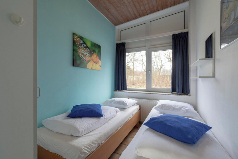 Room 2, Spacious Duo by the Dunes, Zijpe