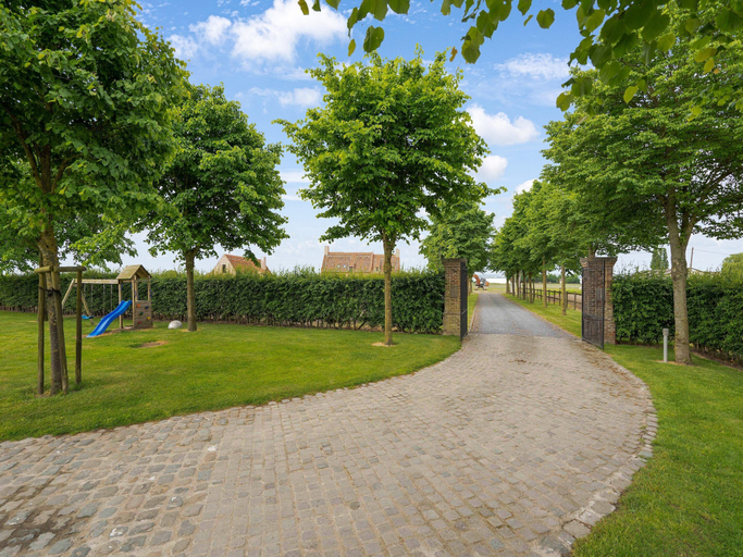 Reception 2, Holiday Home in West Flanders With Garden and Bubble Bath, West-Vlaanderen