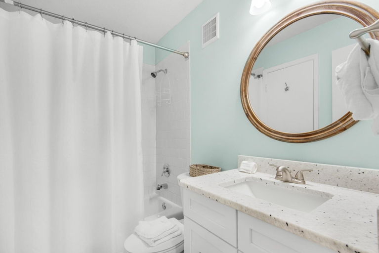Bathroom 4, Holiday Surf and Racquet Club 710, Okaloosa