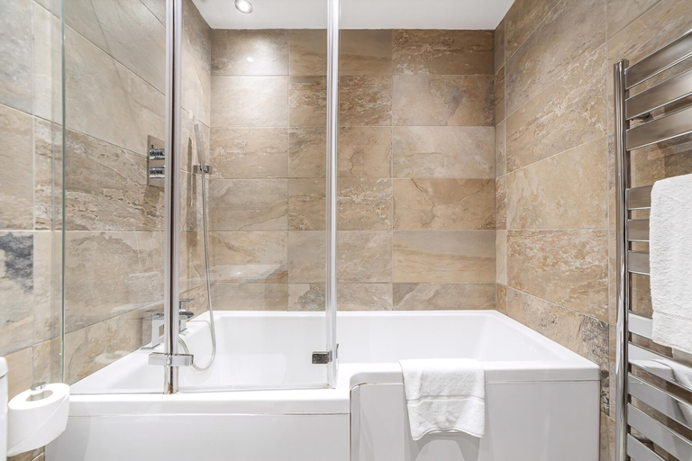 Bathroom 4, Period Flat in Islington With Modern Charm, London