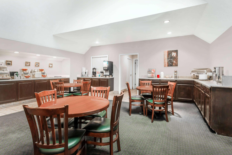 Food & Drinks 5, Hawthorn Extended Stay by Wyndham Columbus North, Franklin