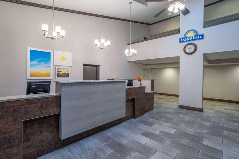 Public Area 2, Days Inn by Wyndham Manassas Battlefield, Prince William
