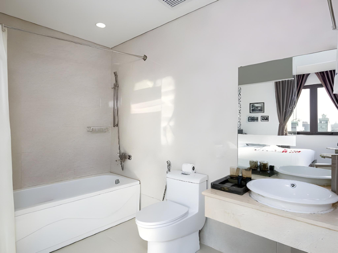 Bathroom 4, Dylan Hotel Danang, Da Nang